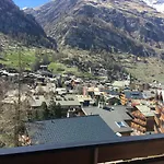 Апартаменты Haus Colmar Церматт