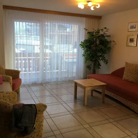 Haus Colmar زيرمات