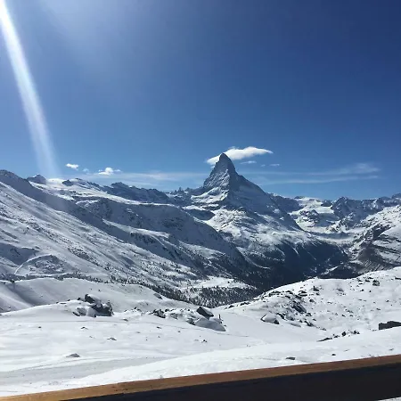 Haus Colmar Apartman Zermatt